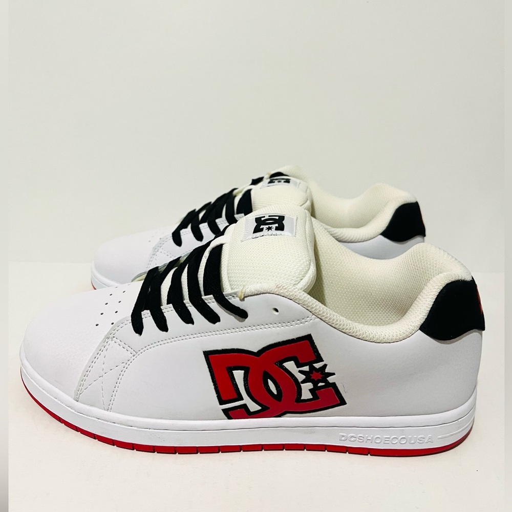 DC Men’s Gaveler Skate White Sneakers with Red Logo and Black Accents Sneakers.